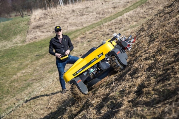 Cortador de Grama Spider eCross Liner